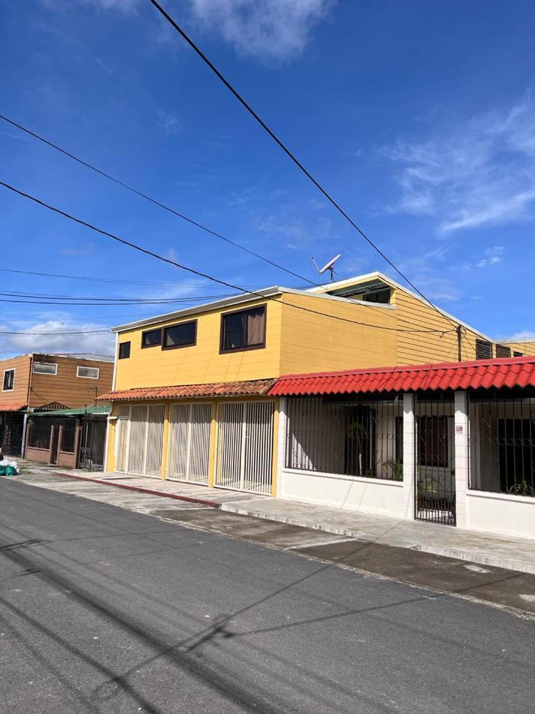 Apartamentos Guzman El Tejar Экстерьер фото