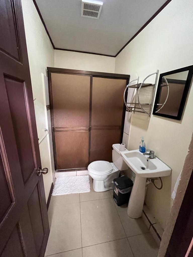 Apartamentos Guzman El Tejar Экстерьер фото